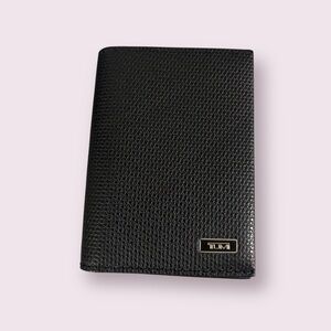 TUMI MONACO GUSSETED CARD CASE BLACK FOLD  WALLET